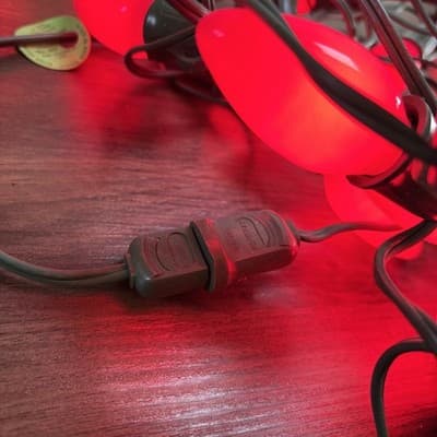 3 Vintage String Of Red Christmas C-9 Bulbs /Green Cord / 7 bulbs per 7’ stri - Thumbnail 8