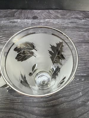 2 Vintage Libbey Frosted Pilsner Glasses Mid Century Barware Silver Leaf Foliage - Thumbnail 4