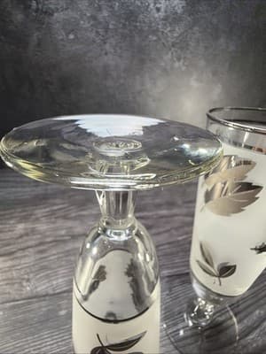 2 Vintage Libbey Frosted Pilsner Glasses Mid Century Barware Silver Leaf Foliage - Thumbnail 11