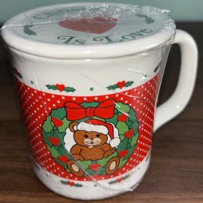 Vintage 1980’s Santa Bear Coffee Mug Christmas Cup With Coaster Lid NOS Is Lov