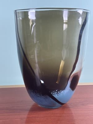 XL VTG Wide Heavy Abstract Art Glass Vase Handmade Blue Brown Swirls 9.25" H x 7 - Thumbnail 3