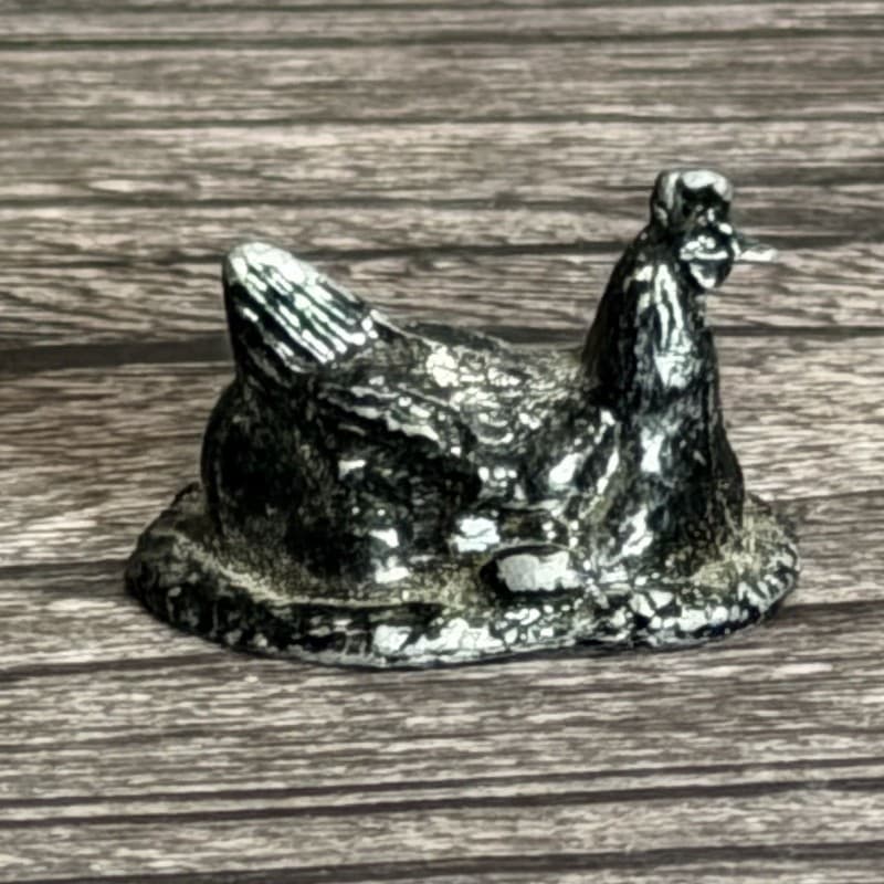 Vintage Miniature Cast Metal Hen on Nest Figurine 1 Inch - Thumbnail 3
