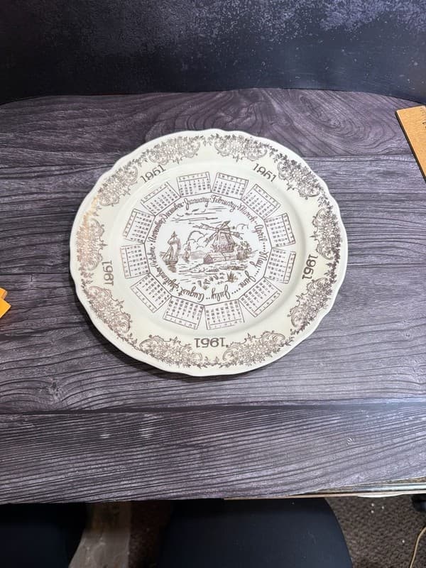 Vintage Edwin M Knowles China Co. 1951 Calendar Year Collectors Plate Windmill