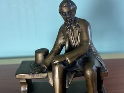 Vintage Abraham Lincoln Cast Metal Statue Table Advertisement Mortgage Title Co - Thumbnail 3