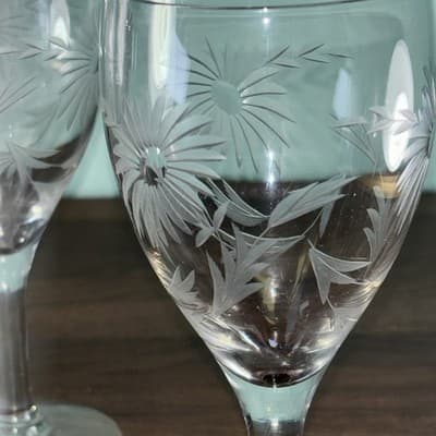 3 Vintage Cut Glass Wine Or Water Glasses Etched Flowers and Leaves 6.7” Tall - Thumbnail 4