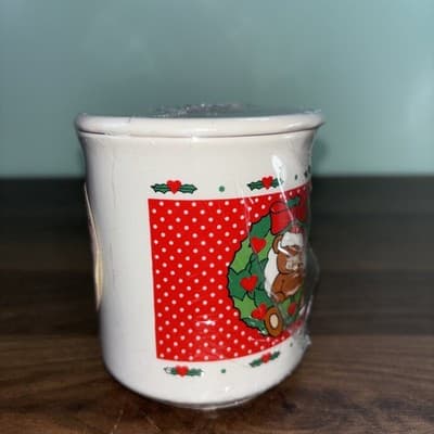 Vintage 1980’s Santa Bear Coffee Mug Christmas Cup With Coaster Lid NOS Is Lov - Thumbnail 5