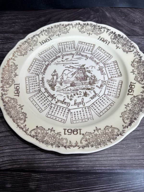 Vintage Edwin M Knowles China Co. 1951 Calendar Year Collectors Plate Windmill - Thumbnail 2