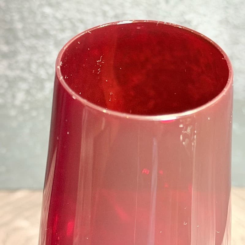 Vintage Bombay Company Ruby Red Champagne Flutes with Clear Air Twist Stem, 9.5" - Thumbnail 4