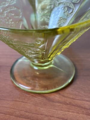 Vtg 4 Yellow Pressed Glass Champagne Fruit Cups Recollection by Indiana Madrid - Thumbnail 8