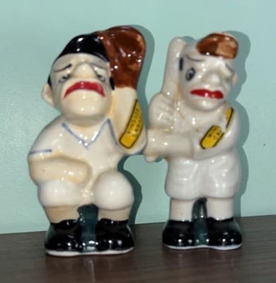 Vintage Ceramic Baseball Catcher & Batter Salt & Pepper Shakers Japan Funny Men - Thumbnail 4