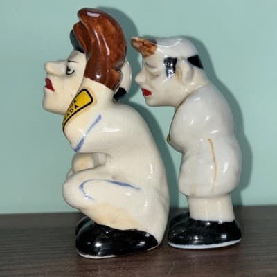 Vintage Ceramic Baseball Catcher & Batter Salt & Pepper Shakers Japan Funny Men - Thumbnail 9