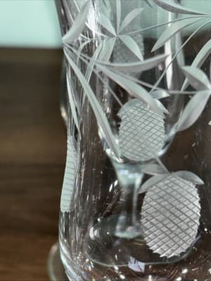 Crystal Flutted Champagne Glasses Berry And Leafs Cut Glass Cut Stem Vintage Bar - Thumbnail 10