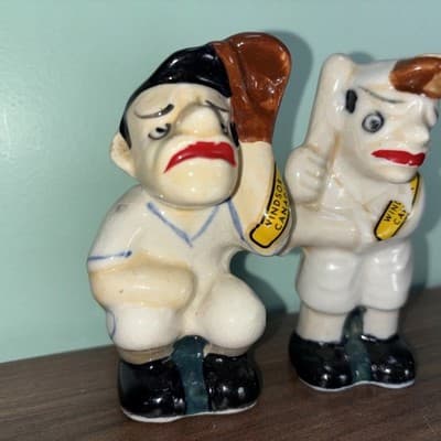 Vintage Ceramic Baseball Catcher & Batter Salt & Pepper Shakers Japan Funny Men - Thumbnail 5