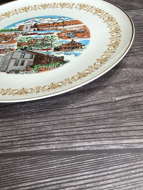 Sheffield Fine China Imperial Gold Amana Colonies Souvenir Plate 10.25” - Thumbnail 8