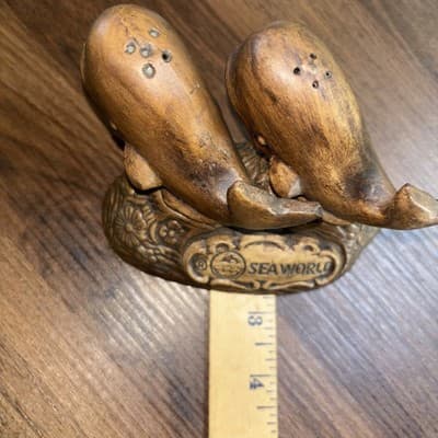 VTG Whale SEA WORLD SALT & PEPPER SHAKERS Wood Look Flowers TREASURE CRAFT MCM - Thumbnail 10
