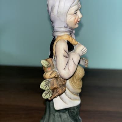 Vintage Peasant Farmer Woman Figurine Carrying Vegetables Porcelain 9" - Thumbnail 5