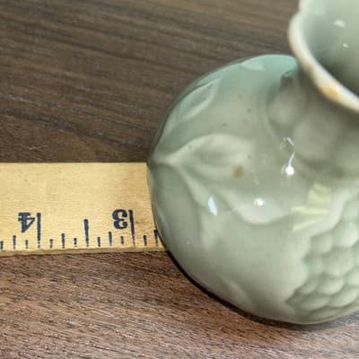 Antique VTG Chinese Celedon Green Fish Scale Flowers SMALL Vase or Brush Pot 3" - Thumbnail 12
