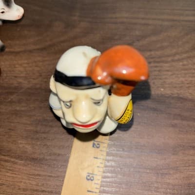 Vintage Ceramic Baseball Catcher & Batter Salt & Pepper Shakers Japan Funny Men - Thumbnail 16