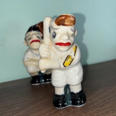 Vintage Ceramic Baseball Catcher & Batter Salt & Pepper Shakers Japan Funny Men - Thumbnail 3