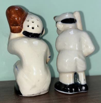 Vintage Ceramic Baseball Catcher & Batter Salt & Pepper Shakers Japan Funny Men - Thumbnail 7