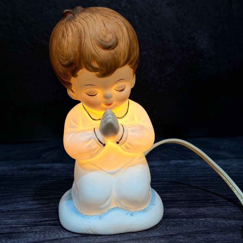 Vintage Lefton Hand Painted Praying Boy Nursery Night Light Lamp 6"