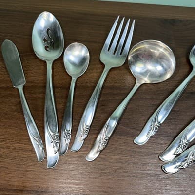 8 Serving Pieces Rogers International EXQUISITE Silverplate 1957 Spoons Ladle - Thumbnail 3