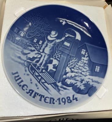 Vintage 1984 Bing & Grondahl The Christmas Better Christmas Eve PLATE 9084 Blue - Thumbnail 2