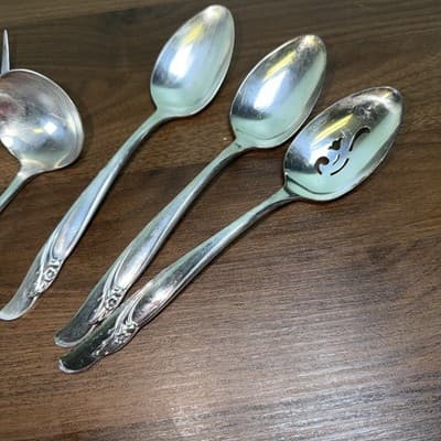 8 Serving Pieces Rogers International EXQUISITE Silverplate 1957 Spoons Ladle - Thumbnail 2