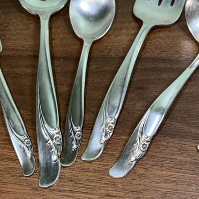 8 Serving Pieces Rogers International EXQUISITE Silverplate 1957 Spoons Ladle - Thumbnail 4
