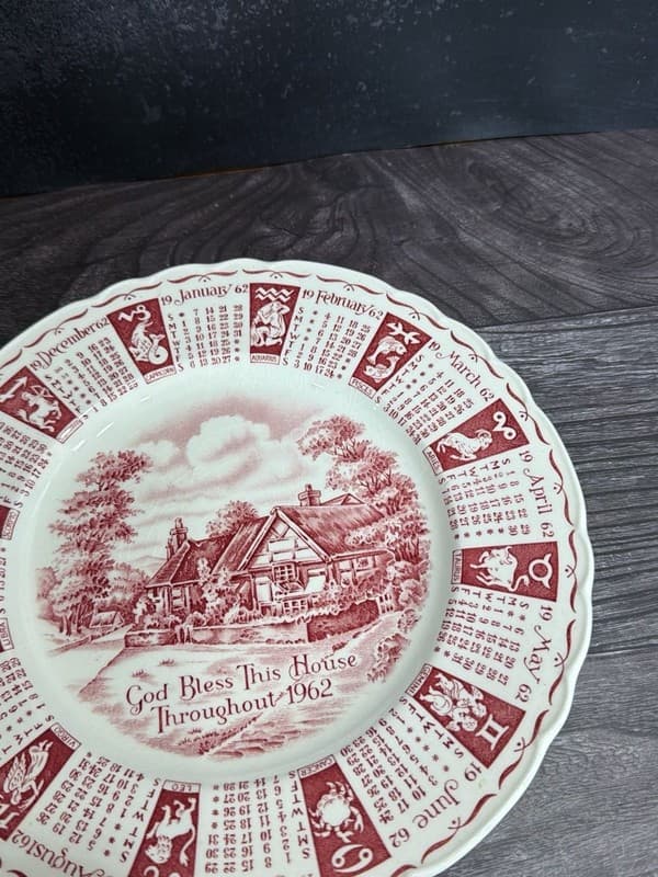Royal Staffordshire 1962 Calendar Plate Red Transferware God Bless This House 9� - Thumbnail 4