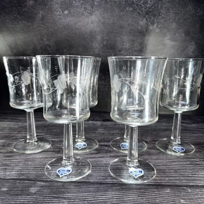 Set of 6 Wine Glasses Cut Flower Leaf Pattern Clear Javit Crystal Stemware 6.25�