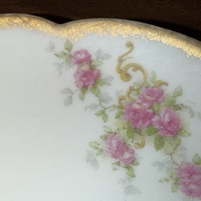 Vintage T & V Tesserman & Vogt Limoges France Gold Border 8” Plate Moss Roses - Thumbnail 4