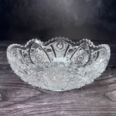 Vintage Imperial Daisy and Button Crystal Large Serving BOWL 7.5” heavy