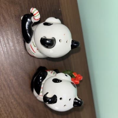 Vintage Lefton Christmas Panda Bears Salt & Pepper Shakers Candy Cane & Wreath - Thumbnail 7