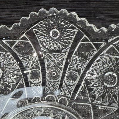 Vintage Imperial Daisy and Button Crystal Large Serving BOWL 7.5” heavy - Thumbnail 5