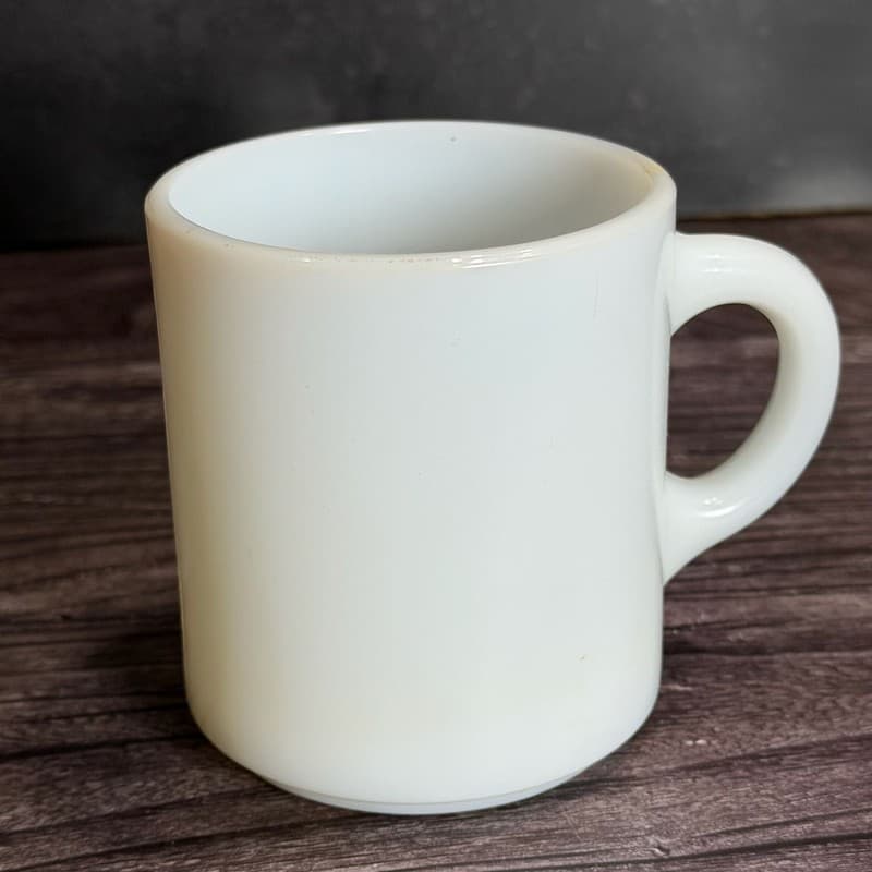 Vintage Fire-King White Milk Glass D-Handle Coffee Mug - Thumbnail 3