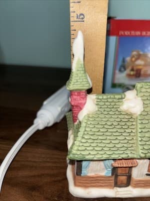 Porcelain Lighted Public House Lighted house collection Vintage Miniature 4.5” - Thumbnail 10