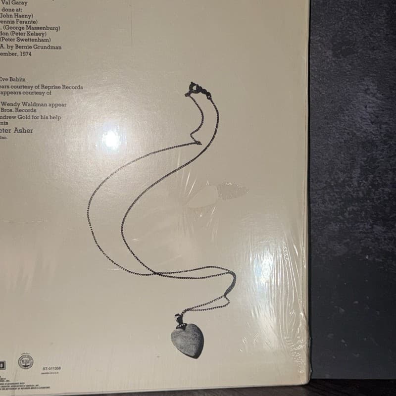 Linda Ronstadt - Heart Like A Wheel Vinyl LP (1974) Columbia House Club Edition - Thumbnail 18
