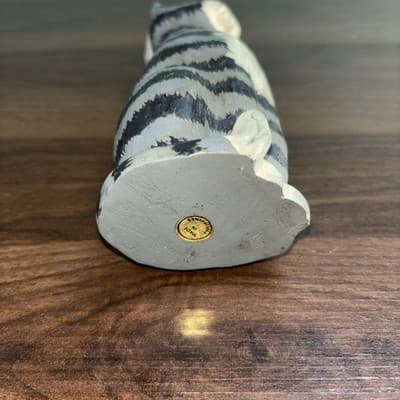 Christmas Gray Tabby Cat With Santa Hat. Folk Carved Resin Kurt Adler. 6.25" - Thumbnail 6