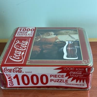 VTG 1998 Coca -Cola Santa Claus 1000 Piece Puzzle In Tin Magnet Christmas - Thumbnail 4