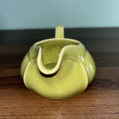 Paden City Minion Creamer Chartreuse Green Cream Sauce Pitcher Lime Gravy VTG - Thumbnail 2