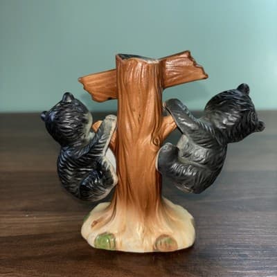Vtg Black Bears and Tree Stand Salt And Pepper Shakers Michigan State Japan - Thumbnail 3