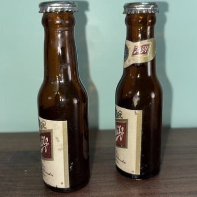 Vintage Schlitz Beer Salt & Pepper Shakers-Brown Glass Bottles With Metal Tops - Thumbnail 4