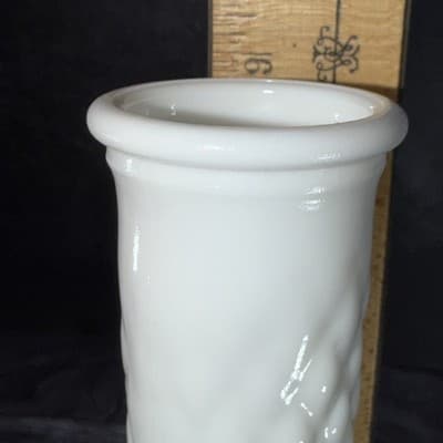 Hoosier Milk White Glass Vase Diamond Quilt Pattern Vintage Rose Bud Retro - Thumbnail 12