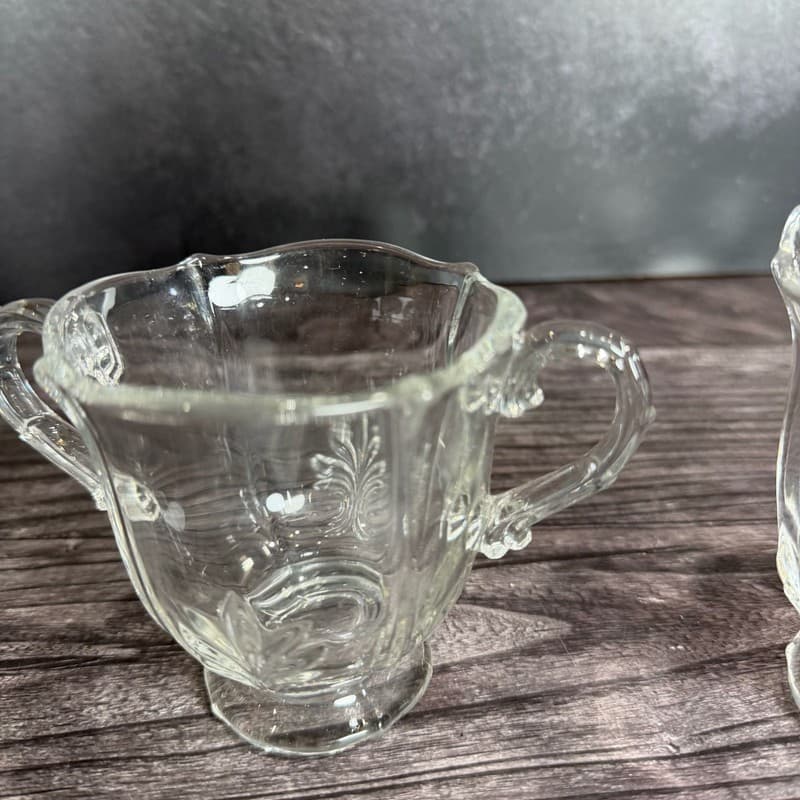 Vintage Fostoria Baroque Clear Glass Fleur de Lis Sugar Bowl and Creamer Set - Thumbnail 11
