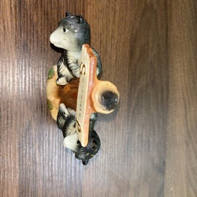 Vtg Black Bears and Tree Stand Salt And Pepper Shakers Michigan State Japan - Thumbnail 10