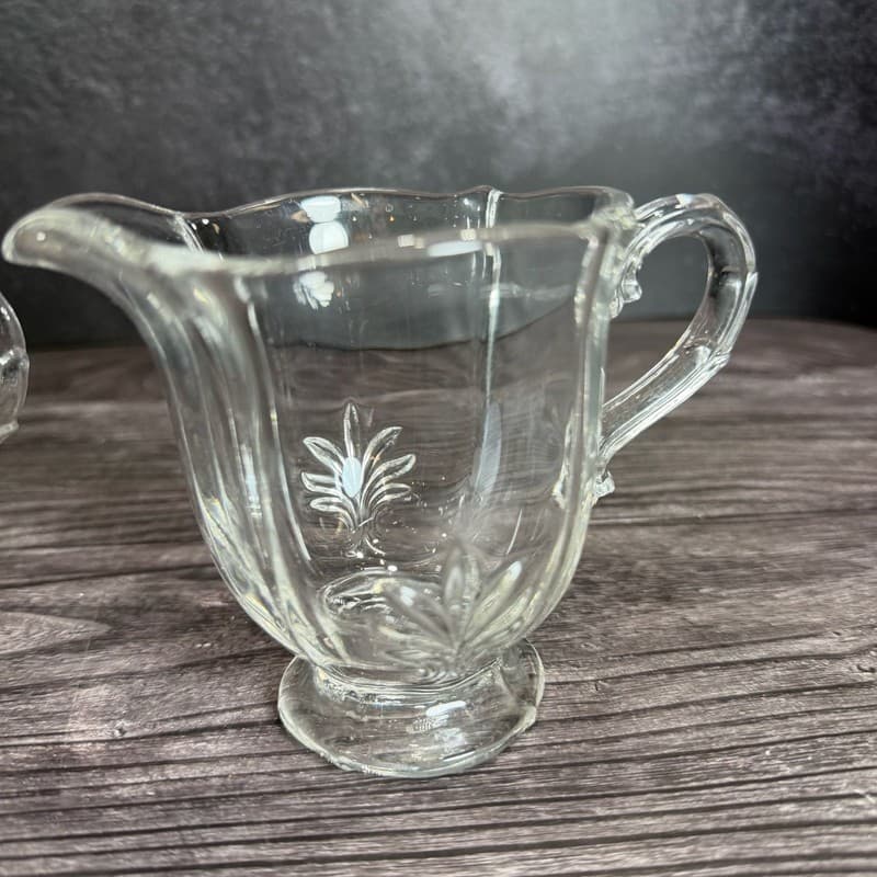 Vintage Fostoria Baroque Clear Glass Fleur de Lis Sugar Bowl and Creamer Set - Thumbnail 8