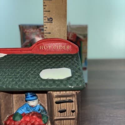 VTG Noma 1995 Dickensville Cider Stand Porcelain Christmas Village Accessories - Thumbnail 14