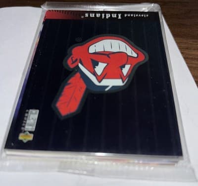 1997 Collector's Choice Baseball CLEVAND INDIANS Factory Sealed Team Set - Thumbnail 4