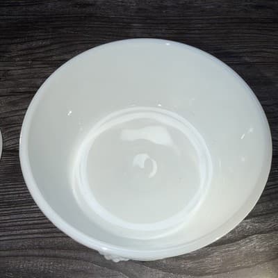 VTG Large White Milk Glass Covered Footed Pedestal Candy Dish Bowl Grapes - Thumbnail 7